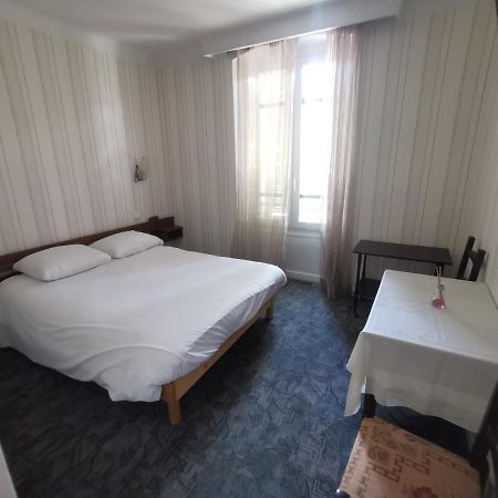 אמבראן Hotel Le Tourisme מראה חיצוני תמונה